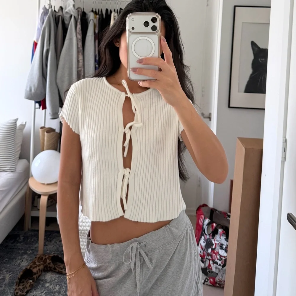 Refuge Top - Picture 2 of 3